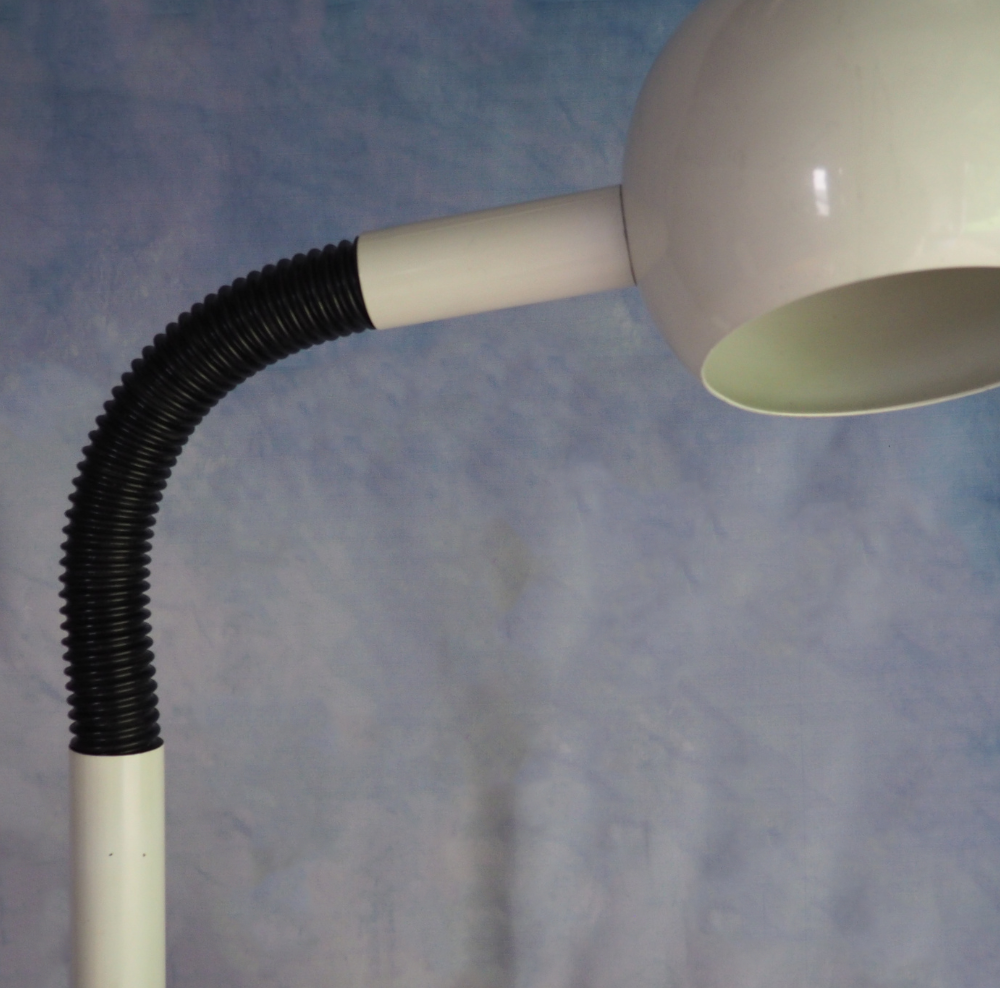 Hala Zeist Gooseneck White Eyeball Desk Lamp